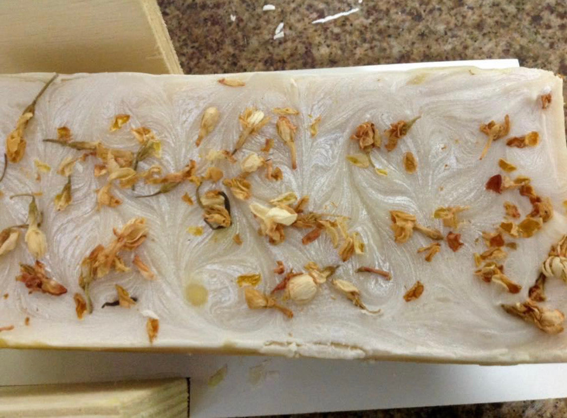 Four Jasmine Soaps/Bath, handmade local,bar soaps, gentle soap,artisan soap homemade soap, scented. Fun soap, handcrafted soap, gift, wedding, vegan, natural, gourgeous, floral, bubbly, creamy lather - Florida Soap Candle