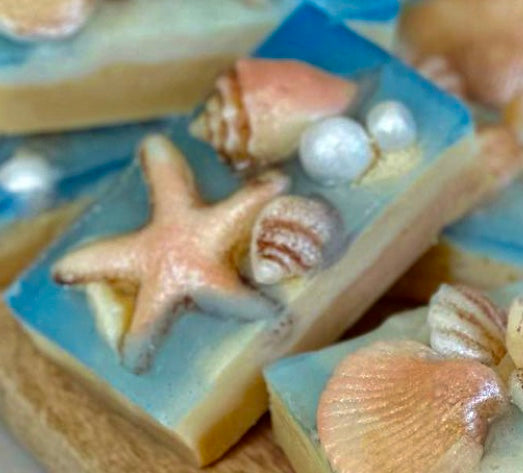 Seashells soap vegan melt and pour glycerin natural pearls beach sea ocean breeze