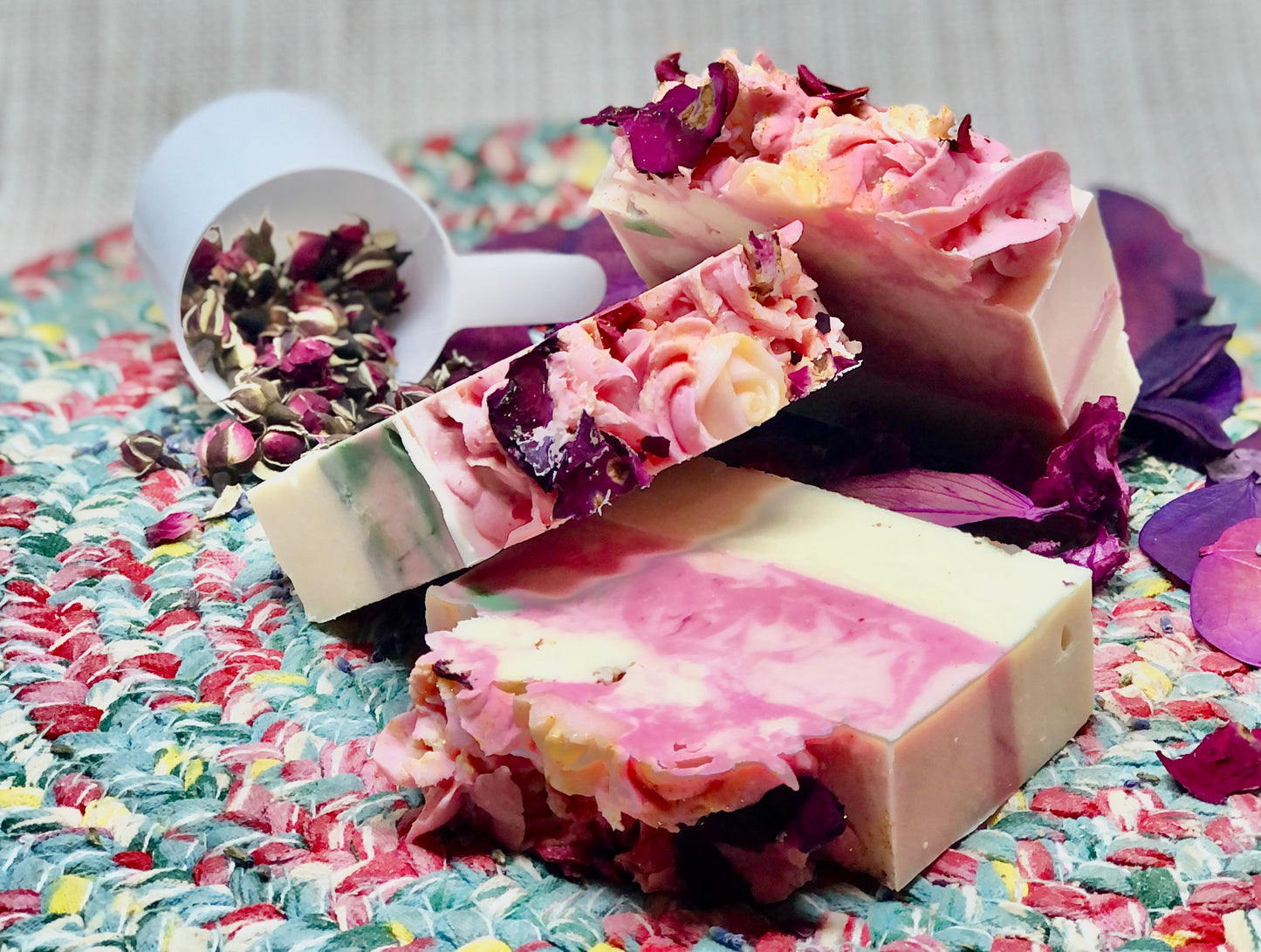 Rose Petals Soap/Bath, flower, local,bar soap, gentle soap,artisan soap homemade soap, fun soap, handcrafted soap, gift, wedding, creamy lather, bubbly, party,vegan, floral,natural, gourgeous, beauty, luxurious